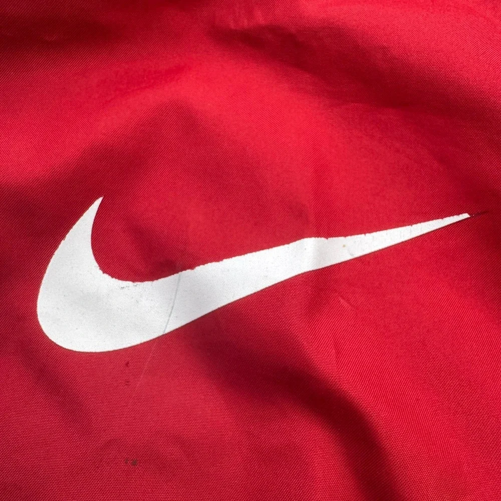 Nike Drawstring Backpack Unisex OS Red Black Swoosh Zippered Pocket Sporty Gym